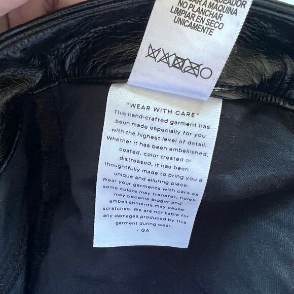 Good American Black Vinyl Faux Leather Boot Cut High Rise Pants Size 4/27 - Picture 6 of 7